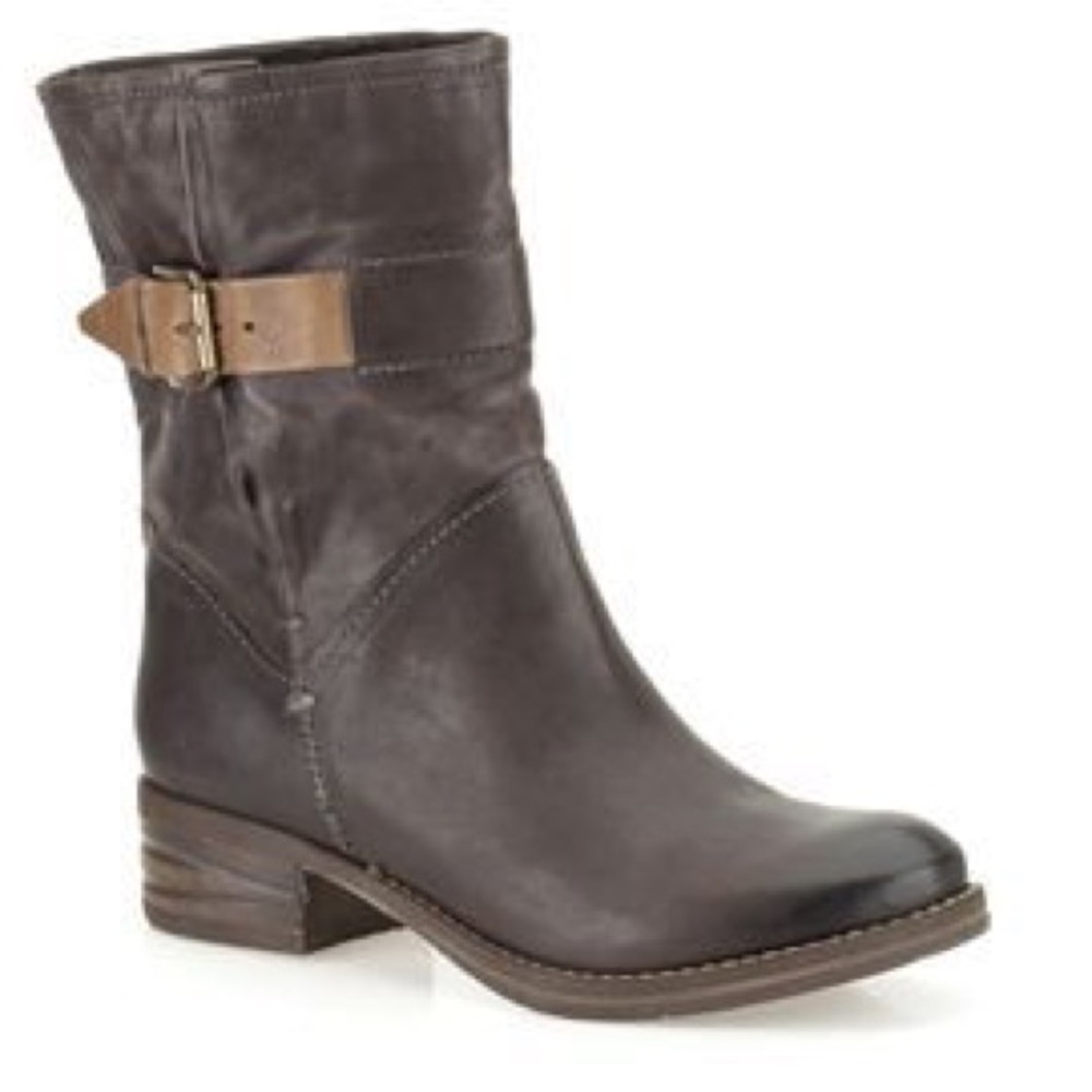Gray brown boot Clarks Moto style leather